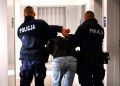Nękał rodzinę z powiatu leskiego. 32-latek trafił do aresztu 3 - Polskie Radio Rzeszów Nękał rodzinę z powiatu leskiego. 32-latek trafił do aresztu