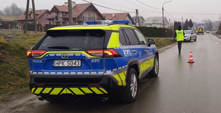 [AKTUALIZACJA] Tragiczne potrącenie w&nbsp;Niebieszczanach. Nie&nbsp;żyje 76-letnia piesza