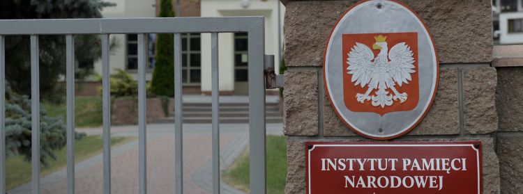 Fałszywy alarm bombowy przy IPN w Rzeszowie 1 - Polskie Radio Rzeszów Fałszywy alarm bombowy przy IPN w Rzeszowie