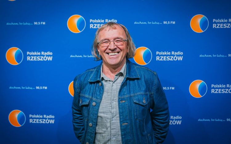 Zakończenie konkursu poetyckiego w audycji „Tu i Teraz” 1 - Polskie Radio Rzeszów Zakończenie konkursu poetyckiego w audycji „Tu i Teraz”