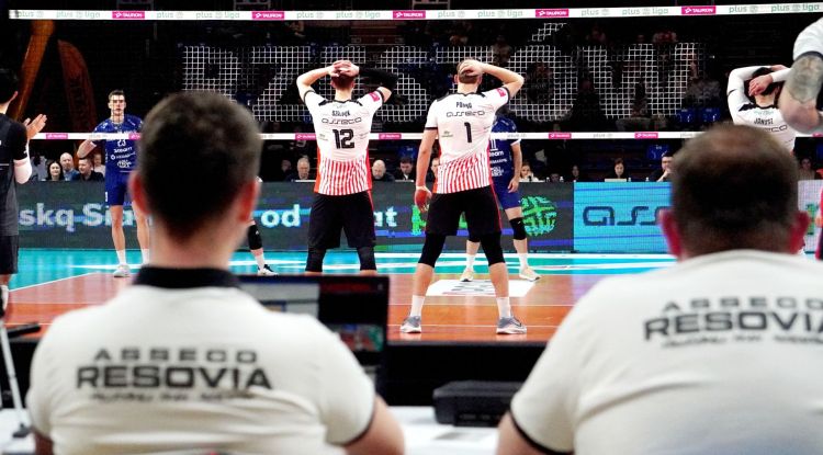 [ZDJĘCIA] Asseco Resovia Rzeszów wygrywa z Norwidem Częstochowa 3:1. Przełamanie na Podpromiu