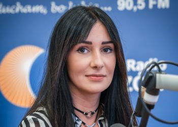 Zakaz hodowli zwierząt futerkowych podpisany, ustawa „łańcuchowa” zawetowana. Co&nbsp;dalej z&nbsp;dobrostanem zwierząt?