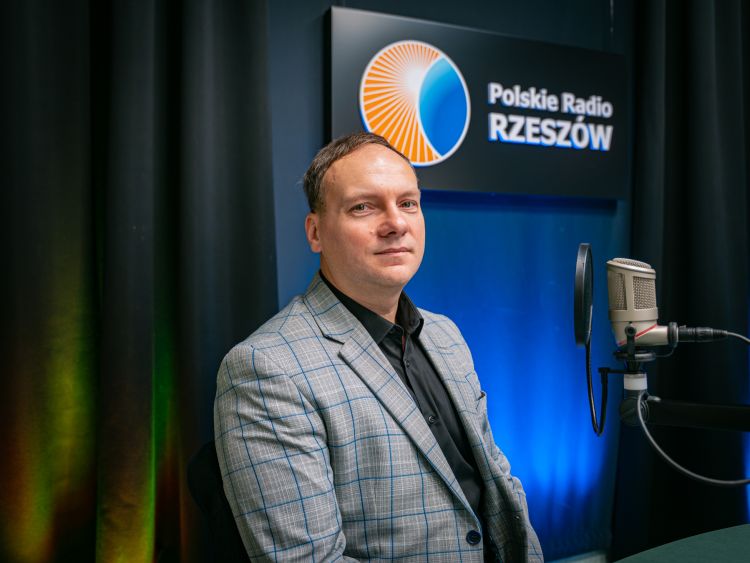 G. Krzeszowski: Migracja bywa wykorzystywana politycznie