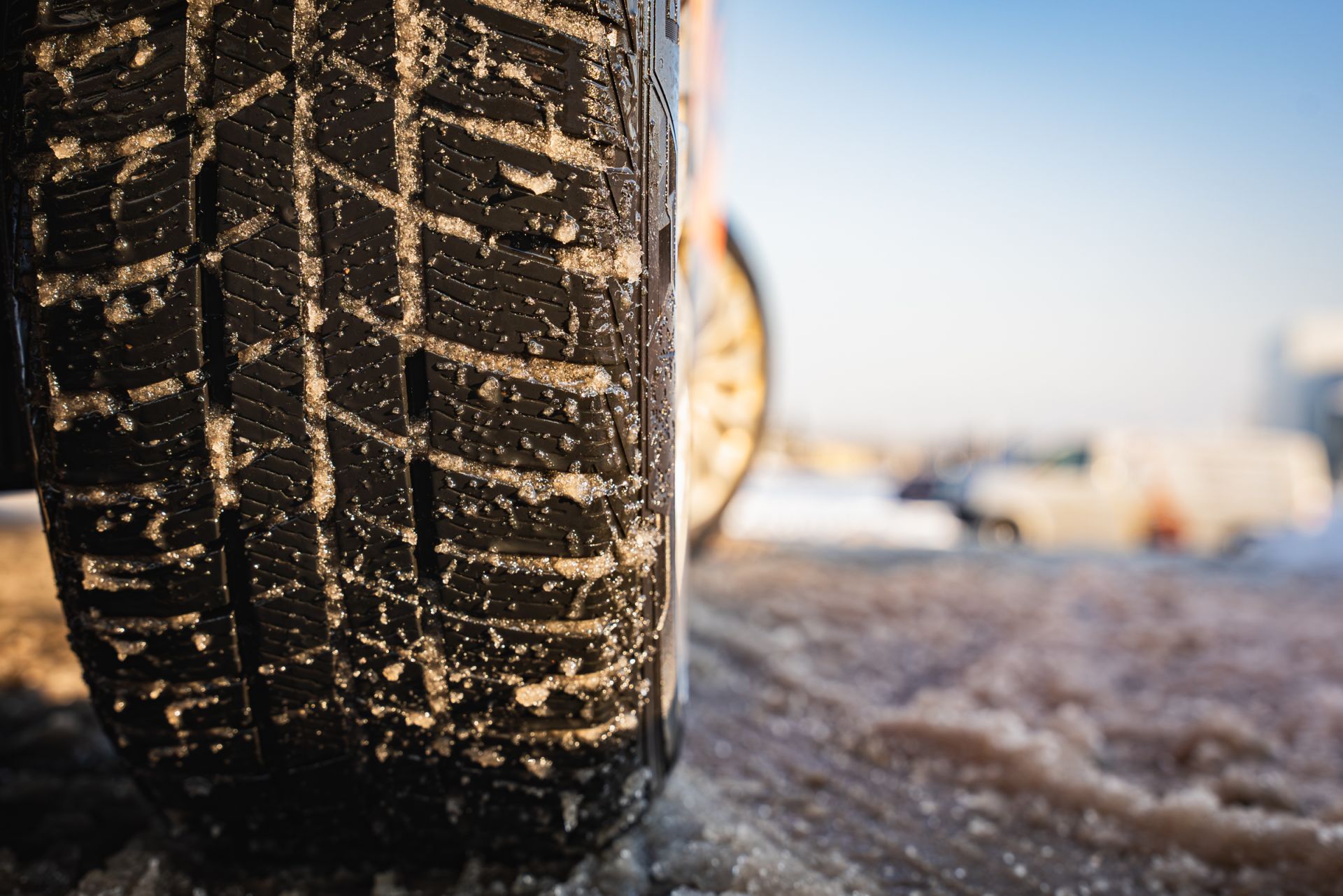 Nadchodzi mróz, na&nbsp;południu regionu drogi będą śliskie