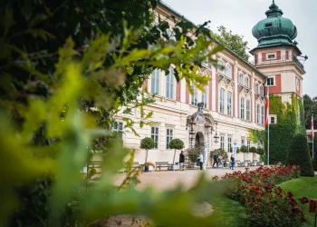 Zamek w&nbsp;Łańcucie uruchomił system pomagający niewidomym w&nbsp;zwiedzaniu