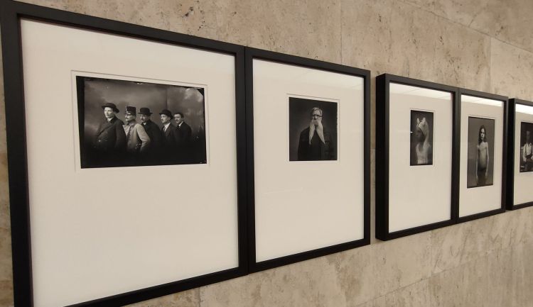 Projekt fotograficzny JANUSZ. DROZD. ATELIER 1 - Polskie Radio Rzeszów Projekt fotograficzny JANUSZ. DROZD. ATELIER