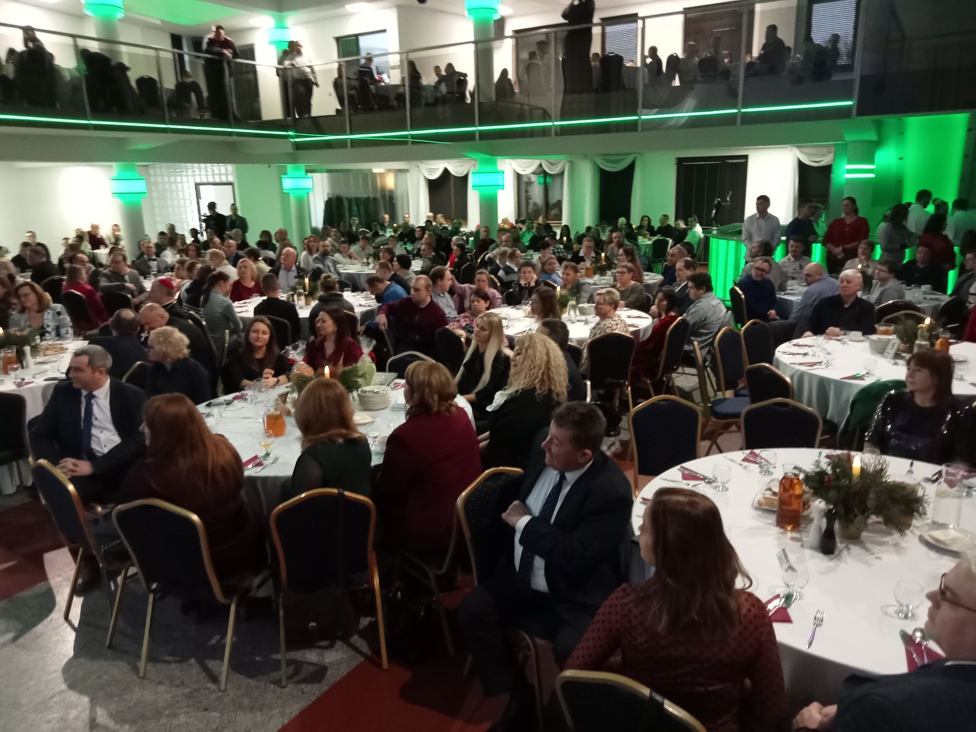 Wigilia Warsztatów Terapii Zajęciowej w Chotowej. Około 400 uczestników z całego Podkarpacia 7 - Polskie Radio Rzeszów Wigilia Warsztatów Terapii Zajęciowej w Chotowej. Około 400 uczestników z całego Podkarpacia