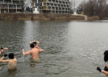 Temperatura poniżej zera. Morsowanie na&nbsp;Żwirowni