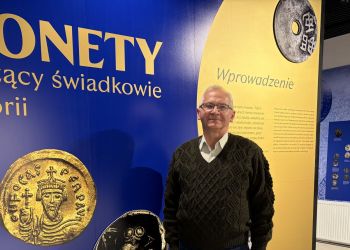 Numizmatyk W. Ogórek: monety opowiadają historie na&nbsp;wystawie w&nbsp;Muzeum COP