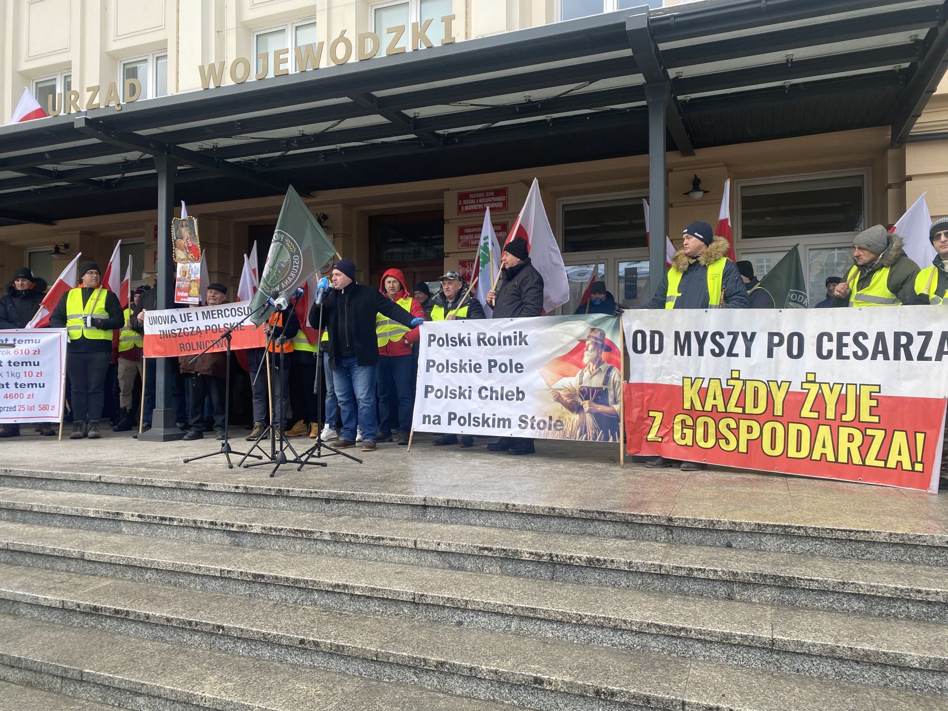 [AKTUALIZACJA] Protesty rolników w Rzeszowie i regionie, utrudnienia na drogach - Polskie Radio Rzeszów