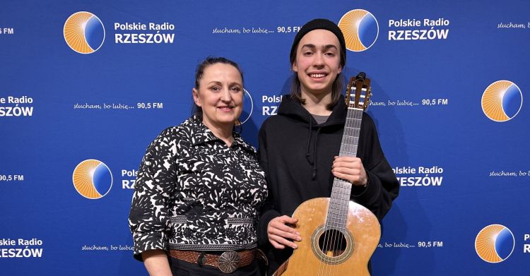 Monika Adamiec i jej syn Julian opowiadają o wspólnym kolędowaniu 1 - Polskie Radio Rzeszów Monika Adamiec i jej syn Julian opowiadają o wspólnym kolędowaniu