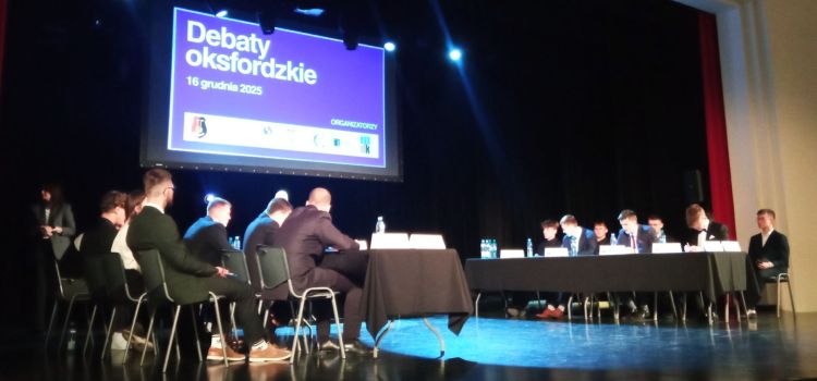 Czy&nbsp;młodzież staje się coraz mniej tolerancyjna? Uczniowie z&nbsp;Niska i&nbsp;Stalowej Woli debatowali w&nbsp;formule oksfordzkiej