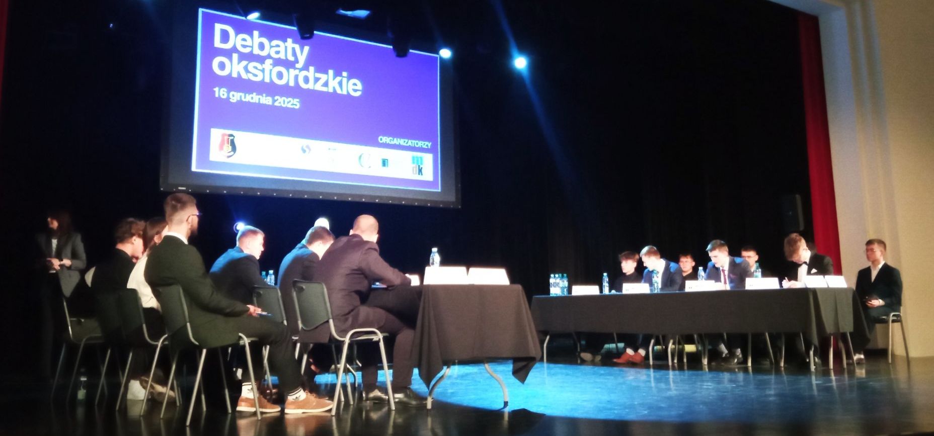 Czy młodzież staje się coraz mniej tolerancyjna? Uczniowie z Niska i Stalowej Woli debatowali w formule oksfordzkiej 13 - Polskie Radio Rzeszów Czy młodzież staje się coraz mniej tolerancyjna? Uczniowie z Niska i Stalowej Woli debatowali w formule oksfordzkiej