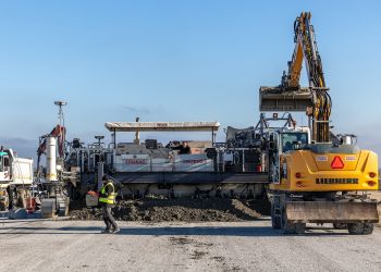 Inwestycje na&nbsp;lotnisku w&nbsp;Jasionce: droga kołowania i&nbsp;łączniki z&nbsp;pasem startowym