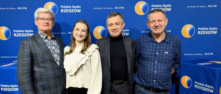 50 lat Zespołu Pieśni i Tańca „Resovia Saltans” 1 - Polskie Radio Rzeszów 50 lat Zespołu Pieśni i Tańca „Resovia Saltans”