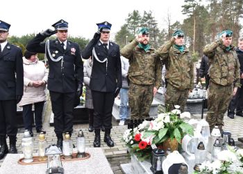 14. rocznica śmierci sierżanta Łukasza Krawca z&nbsp;Jelnej. Poległ podczas misji w&nbsp;Afganistanie