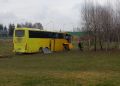 [ZDJĘCIA, AKTUALIZACJA] Autobus z pasażerami wypadł z ronda w Rzeszowie, są ranni