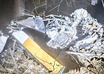 Pierwsze ustalenia prokuratury w sprawie katastrofy śmigłowca w Cierpiszu. Helikopter zahaczył o drzewa