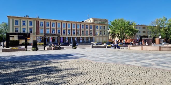 Galaktyka się przeprowadza. Co&nbsp;dalej z&nbsp;kultowym kinem Mielca?