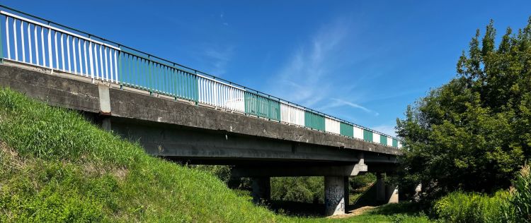 Nowy most zastąpi starą przeprawę na Wisłoku w Dąbrówkach [ZDJĘCIA]