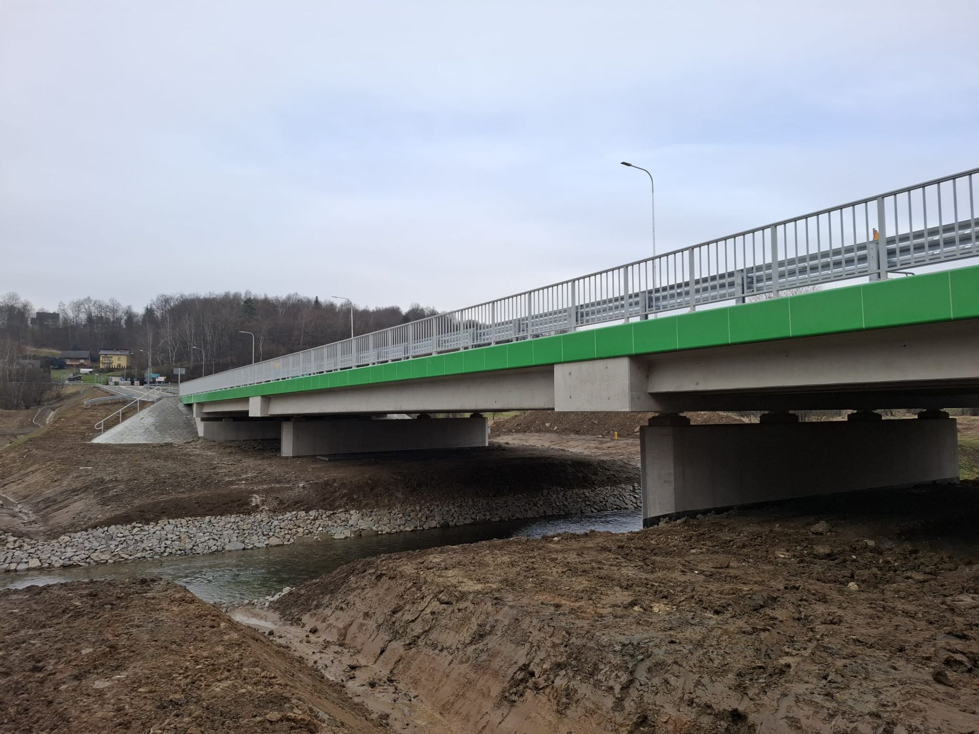 Mosty w Domaradzu i Jurowcach gotowe. Koniec objazdów 8 - Polskie Radio Rzeszów Mosty w Domaradzu i Jurowcach gotowe. Koniec objazdów