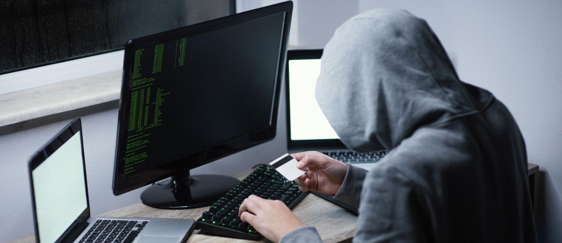 27-letnia mieszkanka Mazowsza zatrzymana za oszustwo internetowe 8 - Polskie Radio Rzeszów 27-letnia mieszkanka Mazowsza zatrzymana za oszustwo internetowe