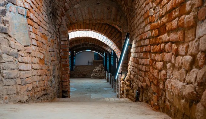 Punkt Informacji Turystycznej znika z Rzeszowskich Pwinic 8 - Polskie Radio Rzeszów Punkt Informacji Turystycznej znika z Rzeszowskich Pwinic