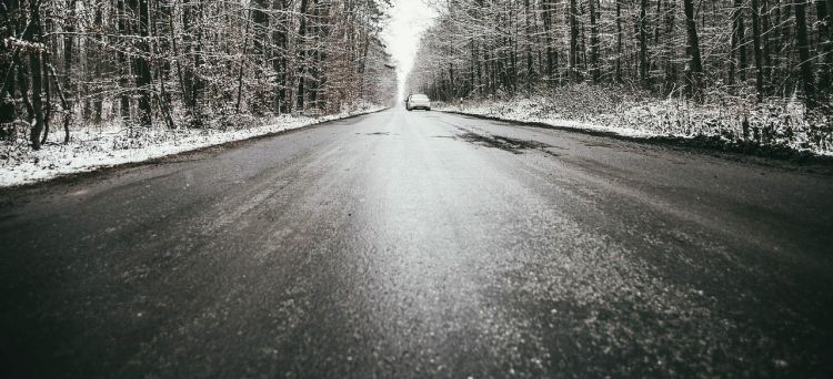 Marznący deszcz na południu regionu. Meteorolodzy wydali ostrzeżenie 1 - Polskie Radio Rzeszów Marznący deszcz na południu regionu. Meteorolodzy wydali ostrzeżenie
