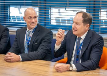 Mark Brzeziński o potencjale Podkarpacia w transporcie śmigłowcowym - Polskie Radio Rzeszów