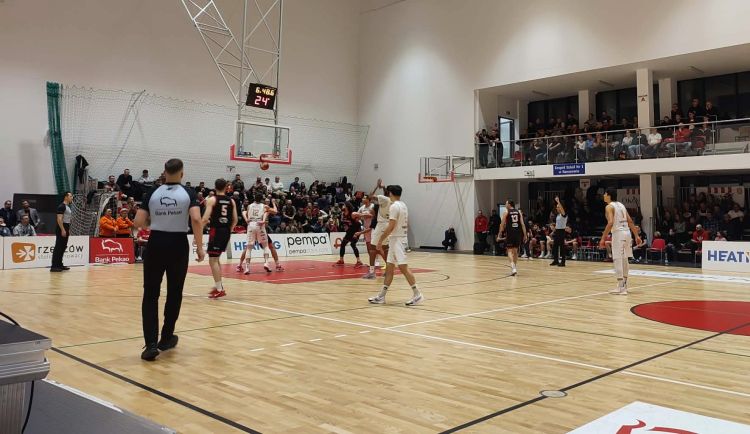 OPTeam Energia Polska Resovia przełamuje serię porażek! Wygrana 100:95 z Polonią Warszawa 1 - Polskie Radio Rzeszów OPTeam Energia Polska Resovia przełamuje serię porażek! Wygrana 100:95 z Polonią Warszawa