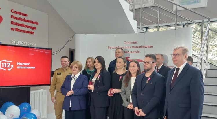 Dzień Numeru Alarmowego 112. Tysiące zgłoszeń na Podkarpaciu - Polskie Radio Rzeszów
