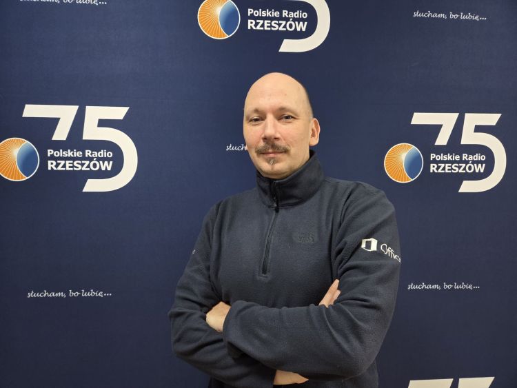 Nowe technologie w&nbsp;sztuce wizualnej. Jak cyfrowe narzędzia zmieniają tworzenie i&nbsp;odbiór sztuki