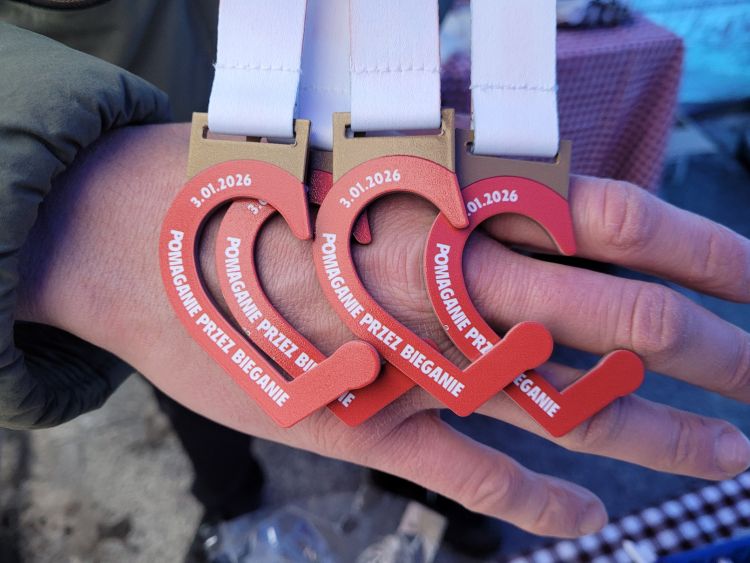 „Pomaganie przez&nbsp;bieganie” w&nbsp;Przemyślu. 12 godzin biegu dla Benity i&nbsp;Oliviera [ZDJĘCIA]