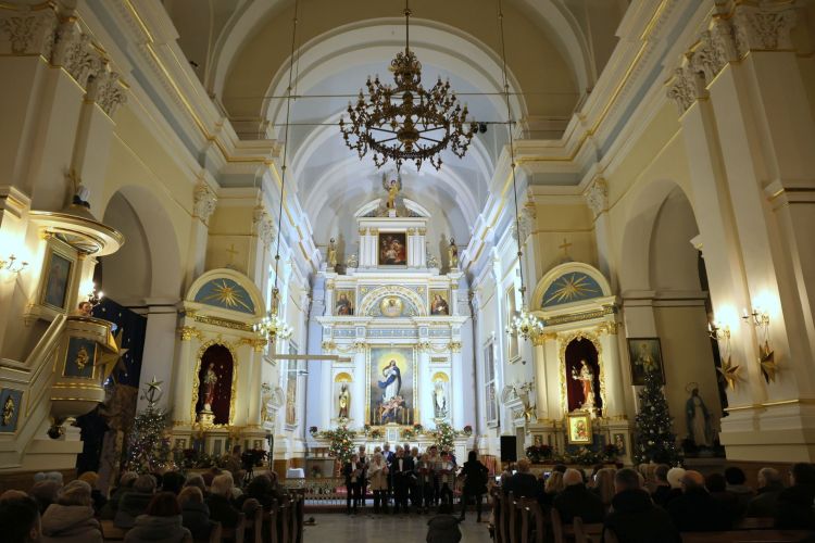 Koncert świąteczny Seniorów w&nbsp;Sędziszowie Małopolskim [ZDJĘCIA]