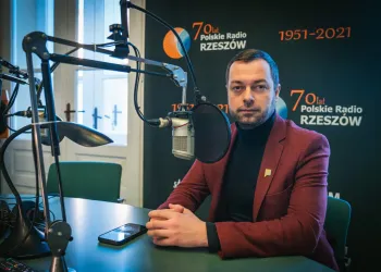 Bartosz Romowicz zrezygnował ze&nbsp;startu w&nbsp;wyborach na&nbsp;przewodniczącego Polski 2050