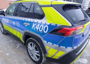 72-latek jechał 110 km/h w terenie zabudowanym. Stracił prawo jazdy i zapłaci wysoki mandat 2 - Polskie Radio Rzeszów 72-latek jechał 110 km/h w terenie zabudowanym. Stracił prawo jazdy i zapłaci wysoki mandat