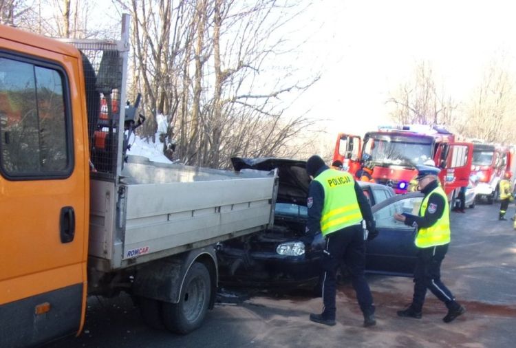 Poważny wypadek w&nbsp;Wołkowyi. Ciężko ranny 4-letni chłopiec trafił śmigłowcem do&nbsp;szpitala