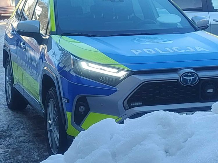 Blisko trzy promile alkoholu u&nbsp;kierowcy skody. W&nbsp;aucie wiózł dwoje dzieci