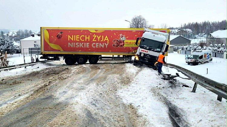 [AKTUALIZACJA] Zablokowane drogi w&nbsp;Rymanowie i&nbsp;w&nbsp;miejscowości Pułanki