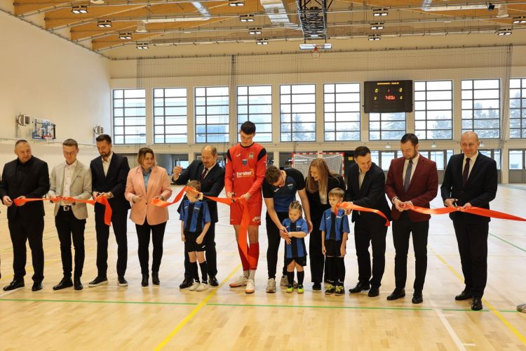 Nowoczesna hala w&nbsp;Jarosławiu oddana do&nbsp;użytku. Modernizacja za&nbsp;ponad 11 mln zł