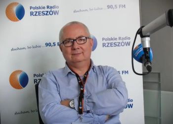 Skąd się biorą teorie spiskowe?