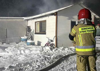 Pożar domu w Głogowie Małopolskim i garażu w Łukawcu 3 - Polskie Radio Rzeszów Pożar domu w Głogowie Małopolskim i garażu w Łukawcu
