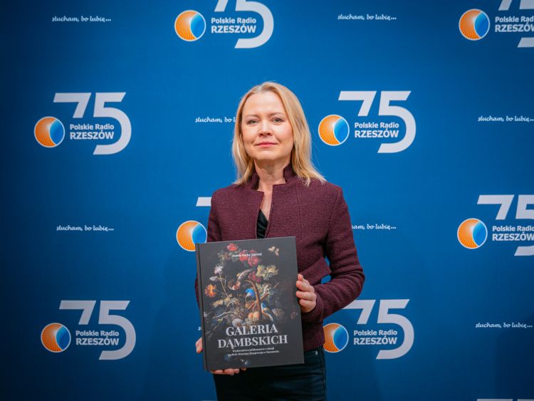 "Galeria Dąbskich" wyjątkowa publikacja Muzeum Okręgowego w Rzeszowie - Polskie Radio Rzeszów