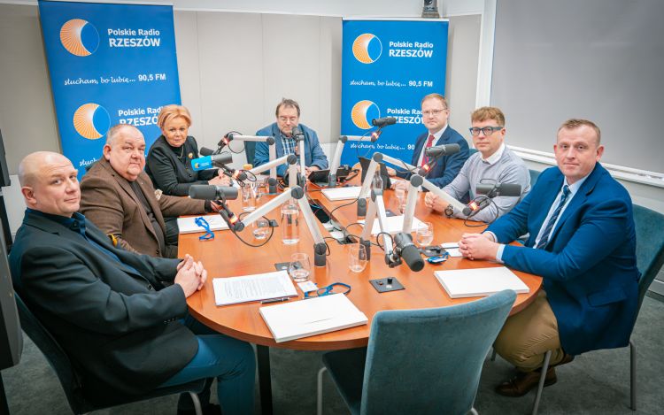 Podkarpaccy politycy o&nbsp;wydarzeniach w&nbsp;Wenezueli. Spór o&nbsp;działania USA