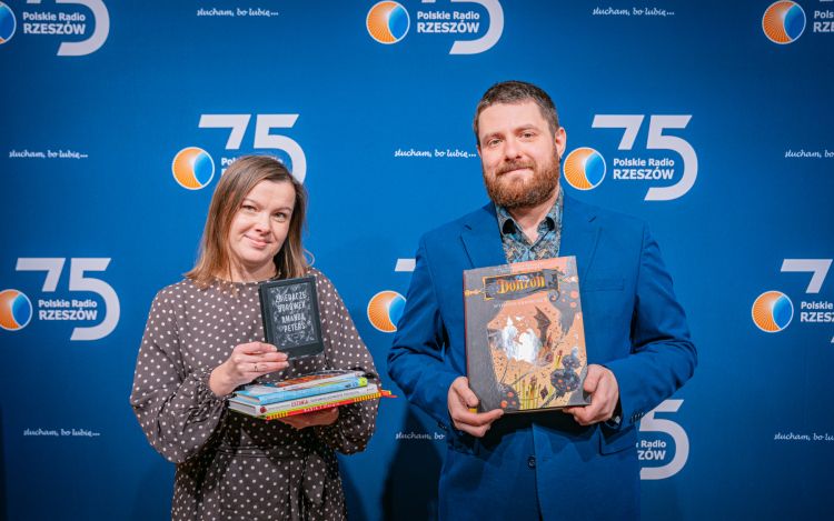 Czytelnicze inspiracje na nowy rok w "Tu i Teraz" 1 - Polskie Radio Rzeszów Czytelnicze inspiracje na nowy rok w „Tu i Teraz”