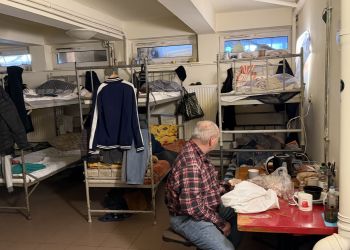 Pomoc dla osób w&nbsp;kryzysie bezdomności w&nbsp;Rzeszowie podczas mrozów [ZDJĘCIA]