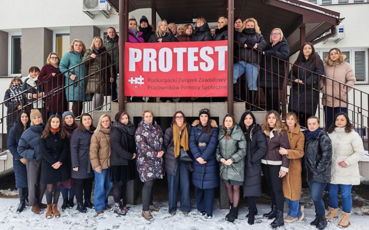 Spór zbiorowy w&nbsp;MOPR w&nbsp;Krośnie. Pracownicy zapowiadają strajk