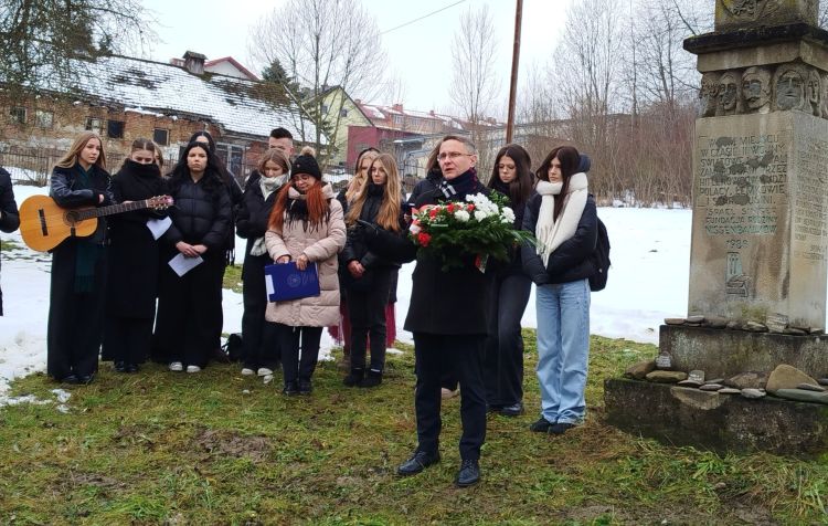 Obchody Międzynarodowego Dnia Pamięci o&nbsp;Ofiarach Holokaustu na&nbsp;Podkarpaciu [ZDJĘCIA]