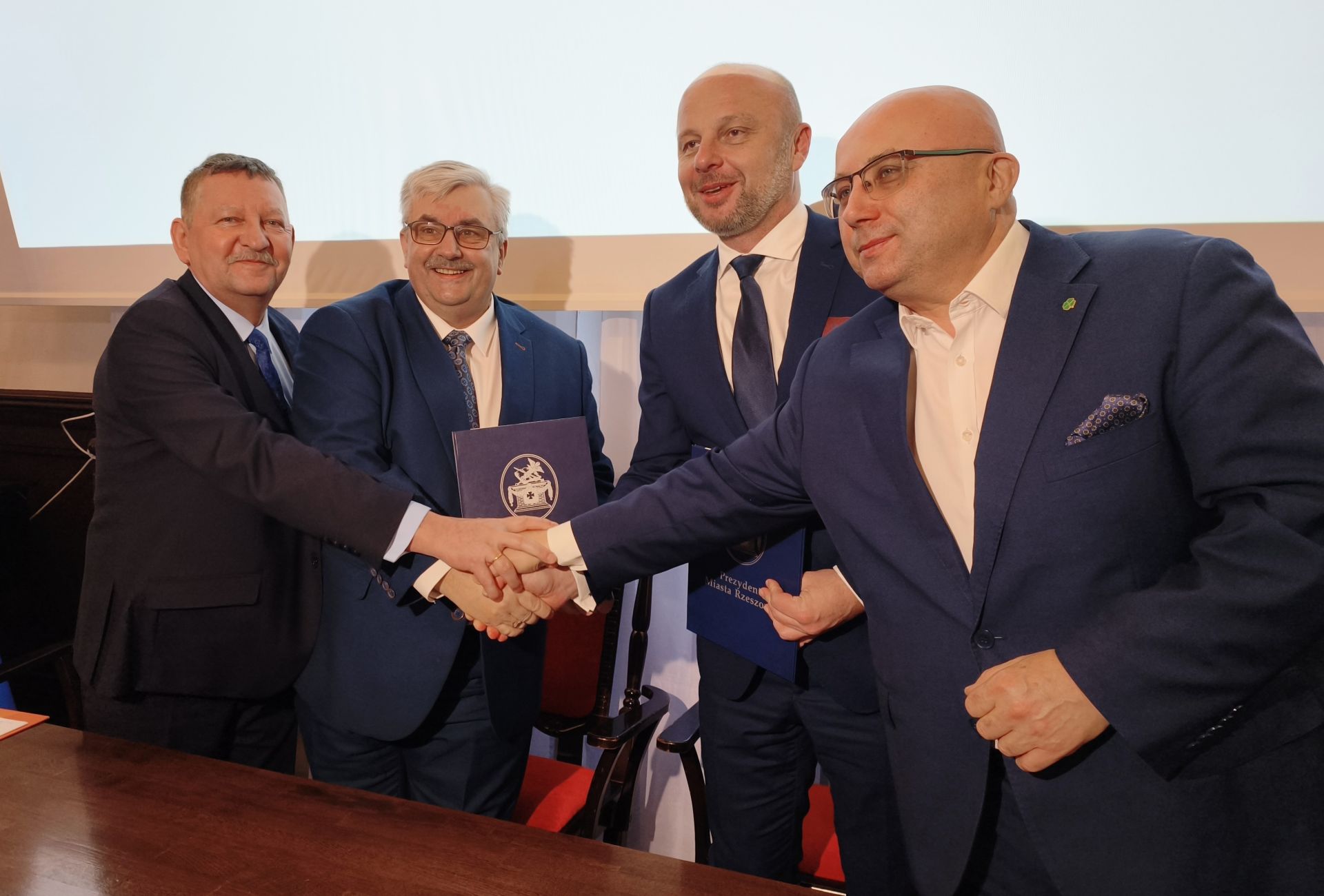 Rusza projekt północno-wschodniej obwodnicy Rzeszowa. Miasto i GDDKiA podpisały porozumienie - Polskie Radio Rzeszów