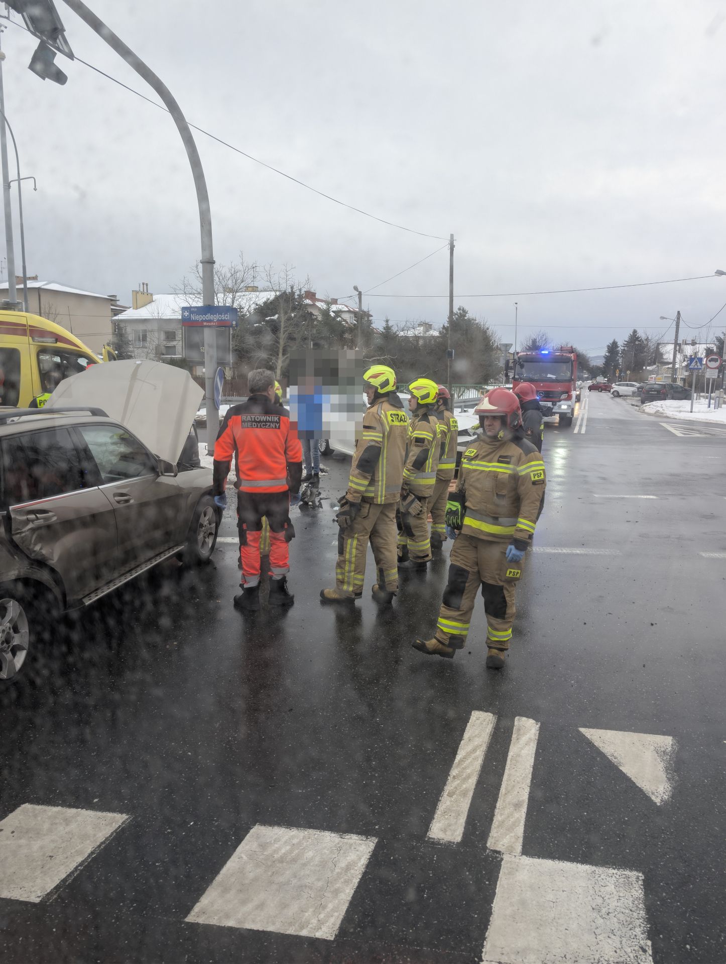 Kolizja w Rzeszowie, uszkodzona sygnalizacja świetlna - Polskie Radio Rzeszów